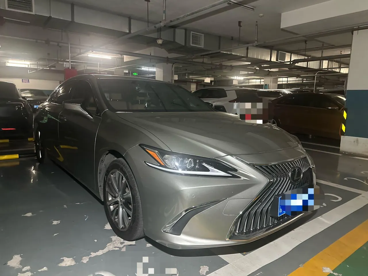 Lexus ES (Imported) 2020 ES200 2.0 Stepless Deluxe Edition Automatic Gear 2