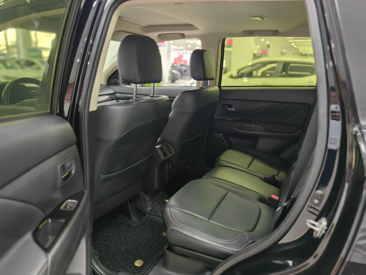 Mitsubishi 2020 Outlander 2.0 Stepless Two-Drive Enjoy Edition 5-seat Automatic Gear 2