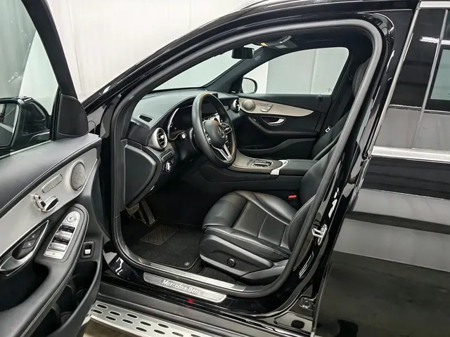 Mercedes Benz 2021 GLC 260 L 4MATIC 2.0T Dynamic Automatic 8