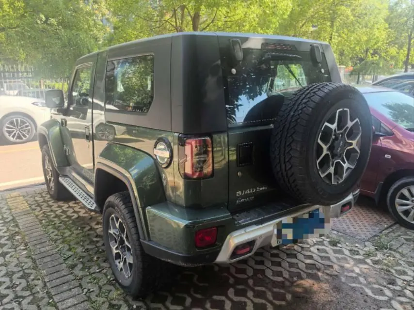 Beijing 2020 BJ40 2.0T 4-wheel drive tribute version chivalrous automatic gear 4