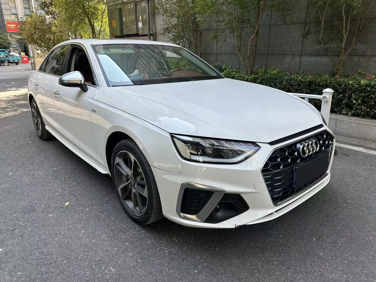 Audi 2020 A4L 2.0TFSI 40TFSI Fashion Dynamic Automatic 3