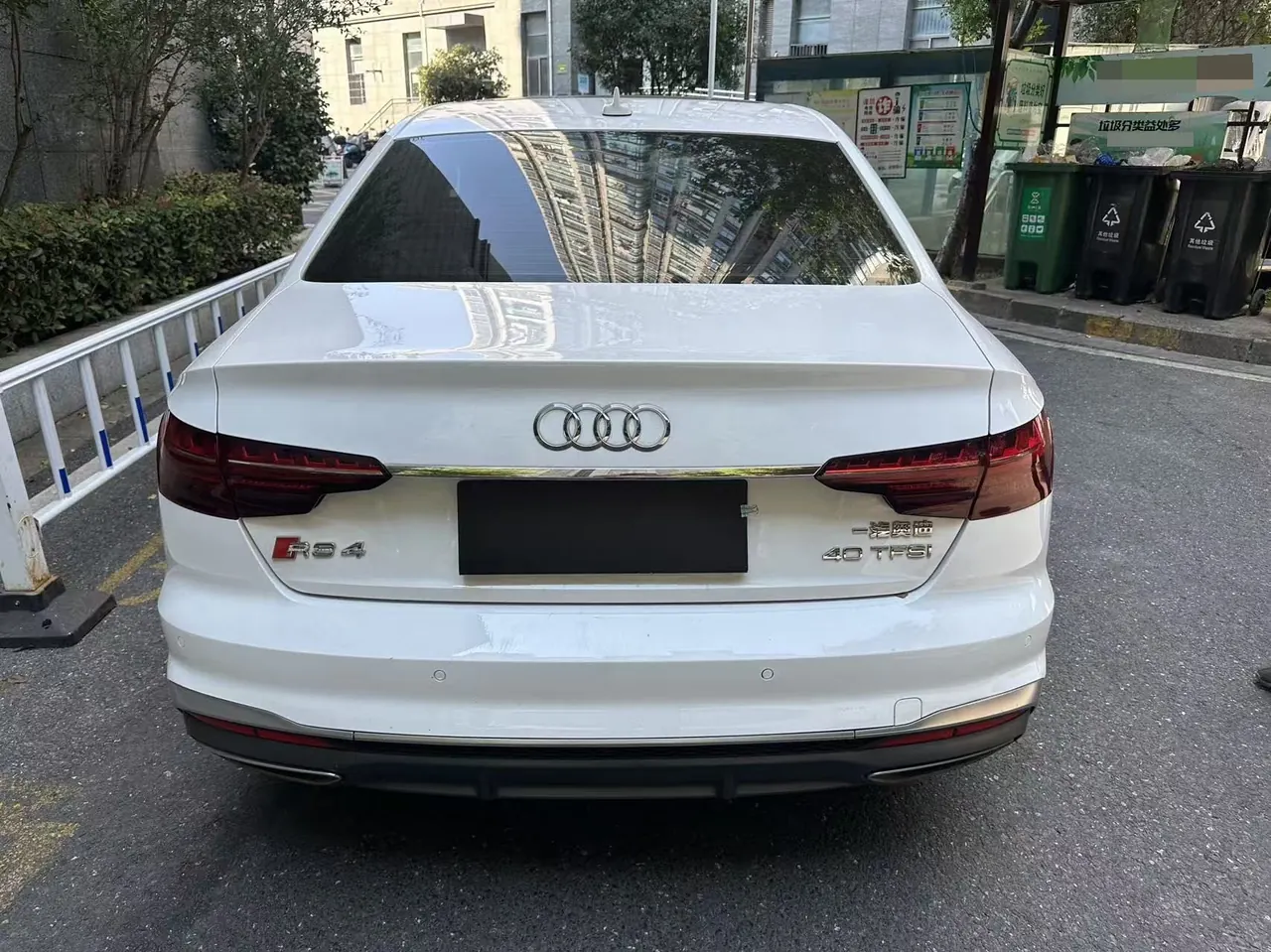 Audi 2020 A4L 2.0TFSI 40TFSI Fashion Dynamic Automatic 8