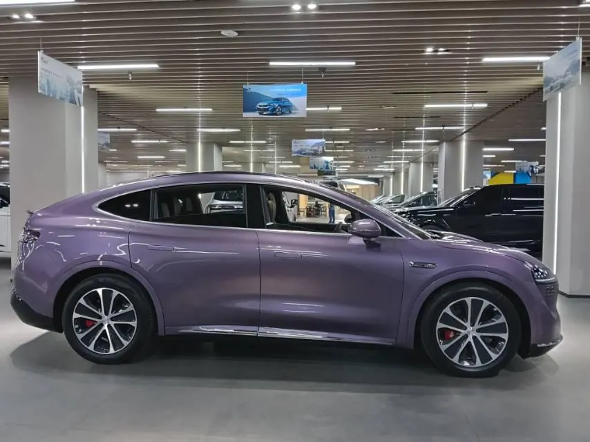 Intellectual 2024 R 7 736km UItra automatic gear 2