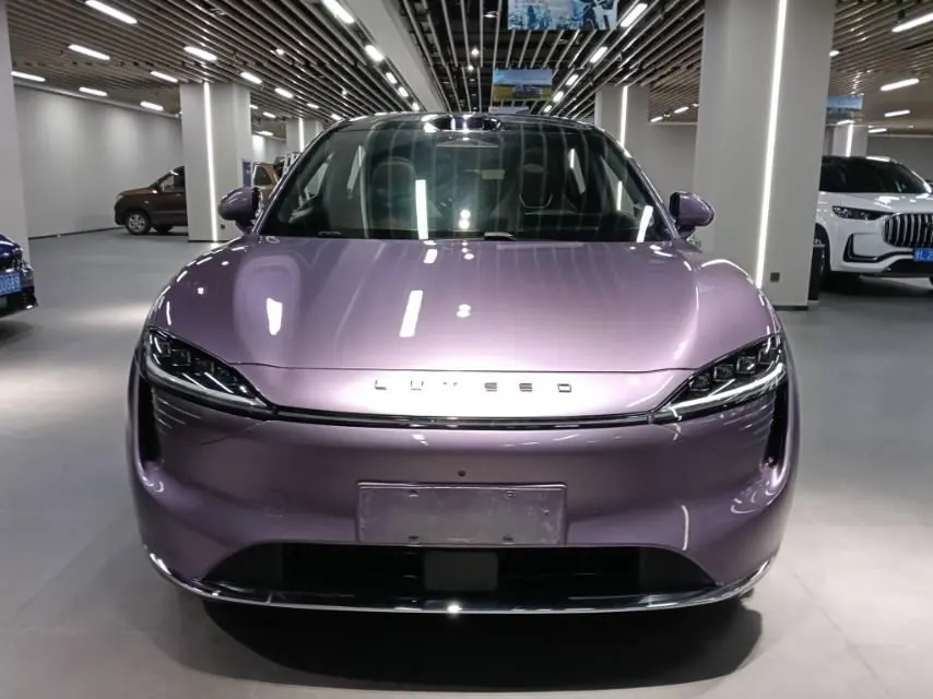 Intellectual 2024 R 7 736km UItra automatic gear 6