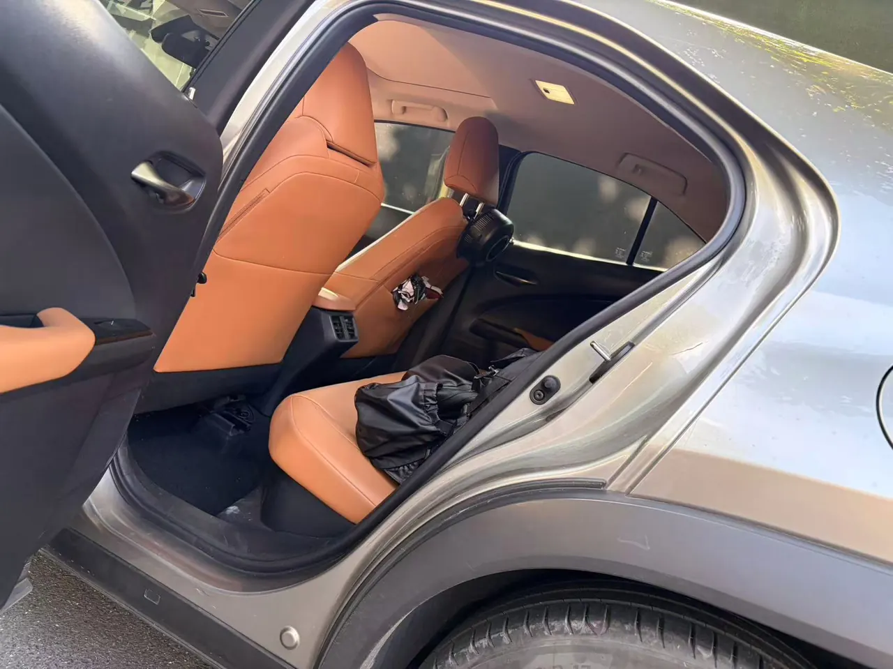 Lexus UX (Imported) 2020 UX260h 2.0 Stepless Exploration and Interesting Edition Automatic Gear 4