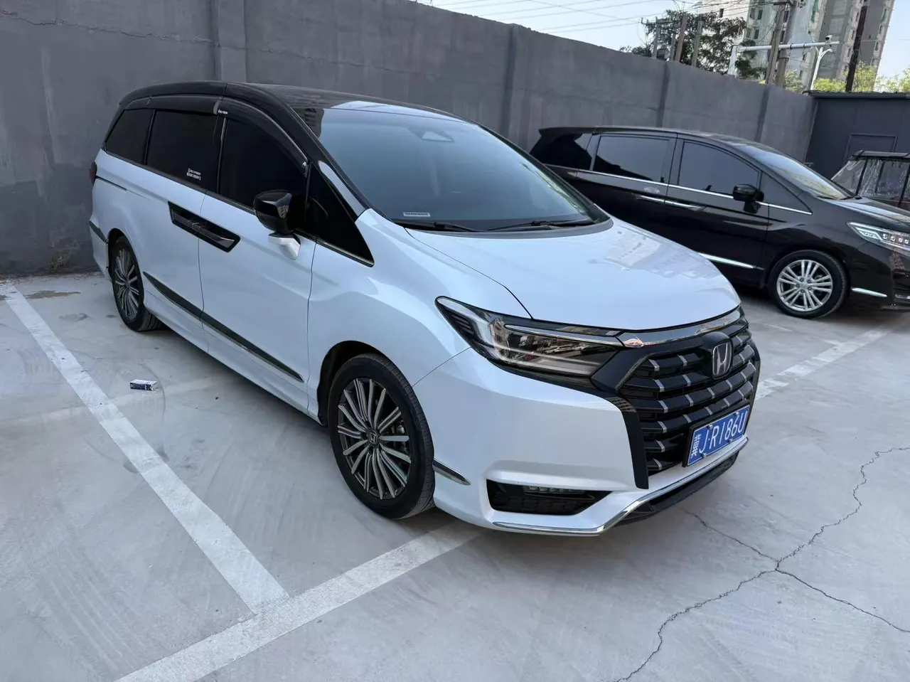 Honda 2024 Alishen e:HEV 2.0 Stepless Deluxe Automatic Gear 3