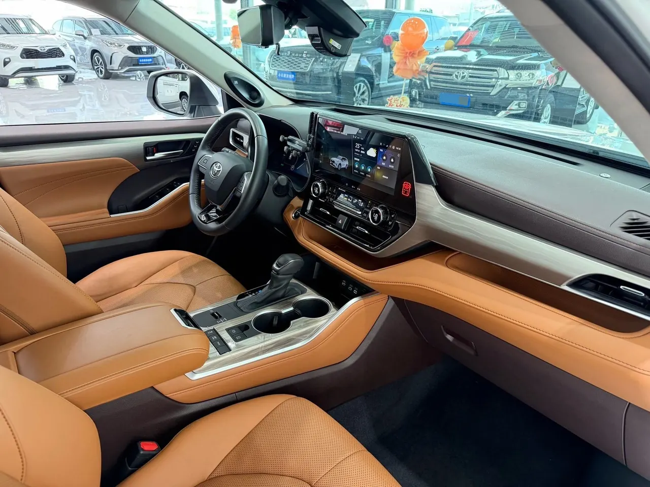 Toyota 2024 Highlander Dual Engine 2.5 Stepless Intelligent Electric Hybrid Four-wheel Drive Extreme Edition 7-seat Automatic Transmission 6