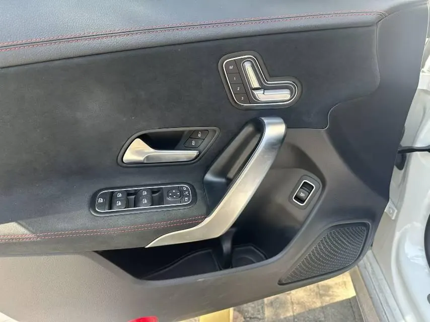 Mercedes Benz CLA (Imported) 2024 CLA 200 1.3T Automatic 3