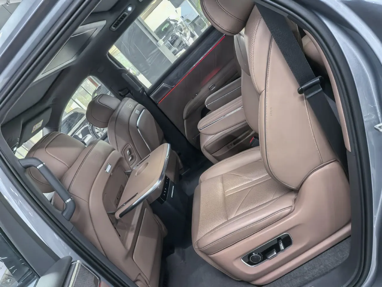 Huajing 2026 Huajing S 1.5T 235km 4-wheel drive dry Kun exclusive edition automatic gear 6