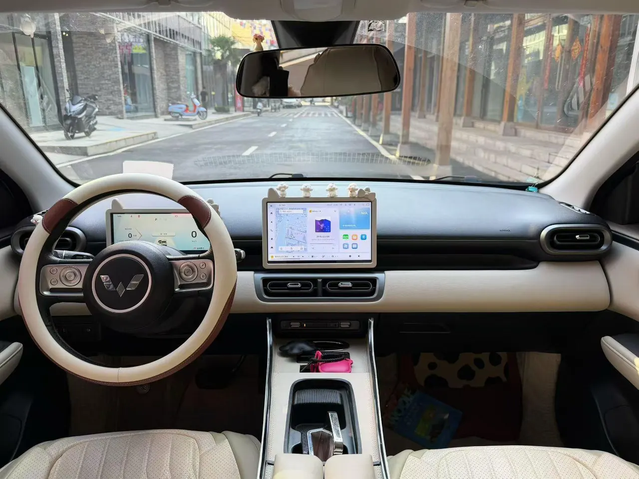 WuLing 2024 Plantronics PLUS 401km Five-seat Edition Automatic Gear 8