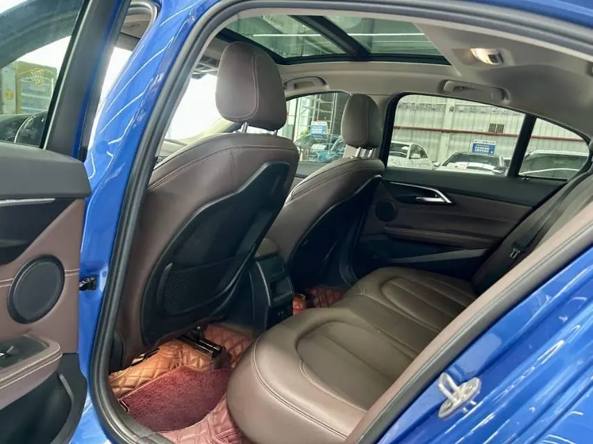 BMW 1 Series 2020 120i 1.5T M Sports Suit Automatic Gear 6