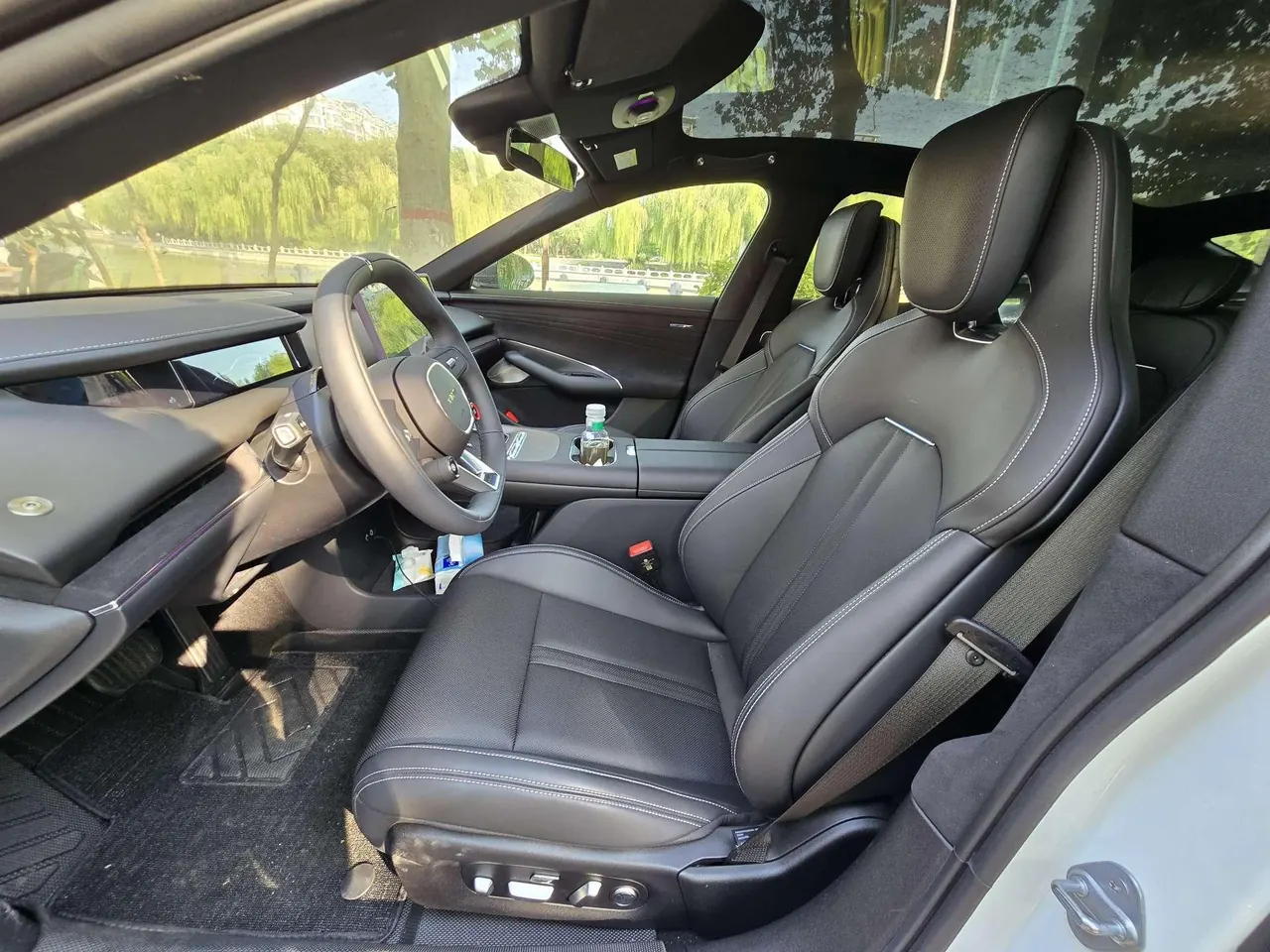 MI 2026 SU7 Standard Edition Automatic Gear 4