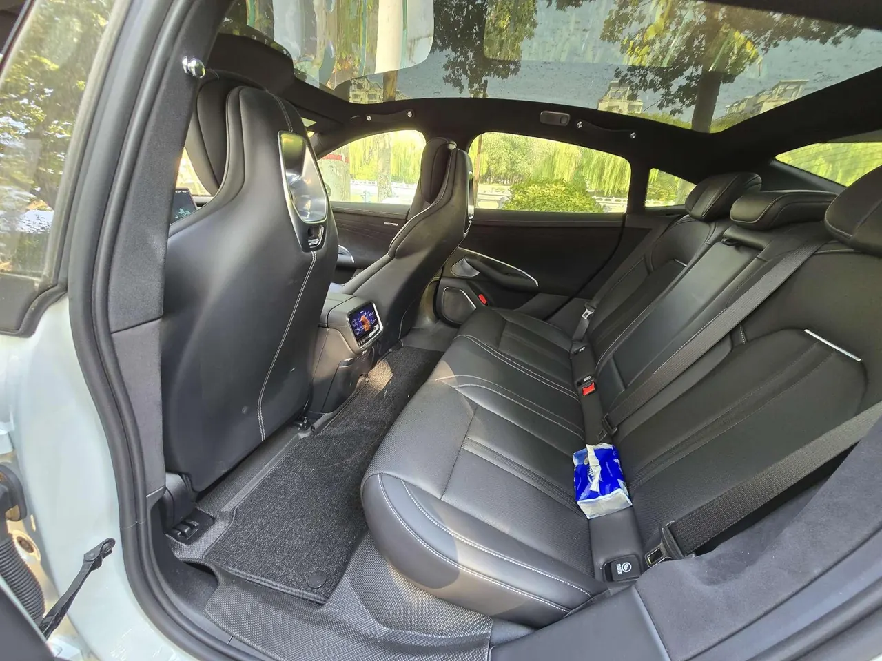 MI 2026 SU7 Standard Edition Automatic Gear 5