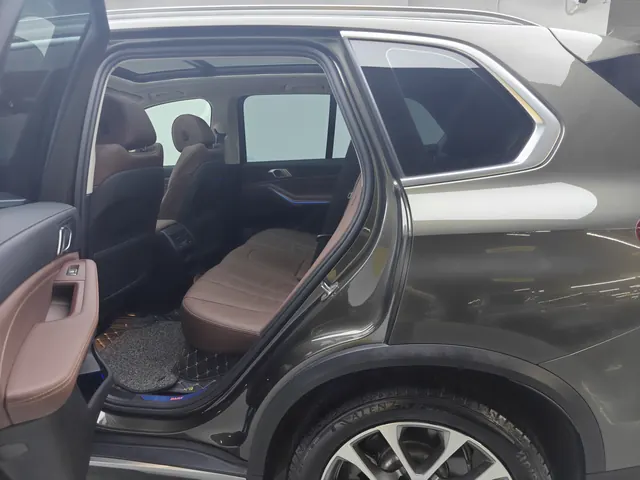 BMW X5 (Imported) 2020 X5 xDrive30i 2.0T X Design Set Automatic Gear 5