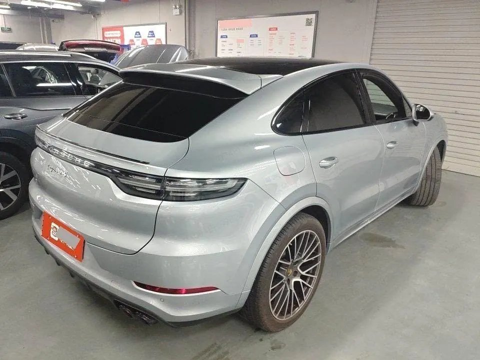 Porsche Cayenne (Imported) 2020 Cayenne S Coupe 2.9T Automatic 3