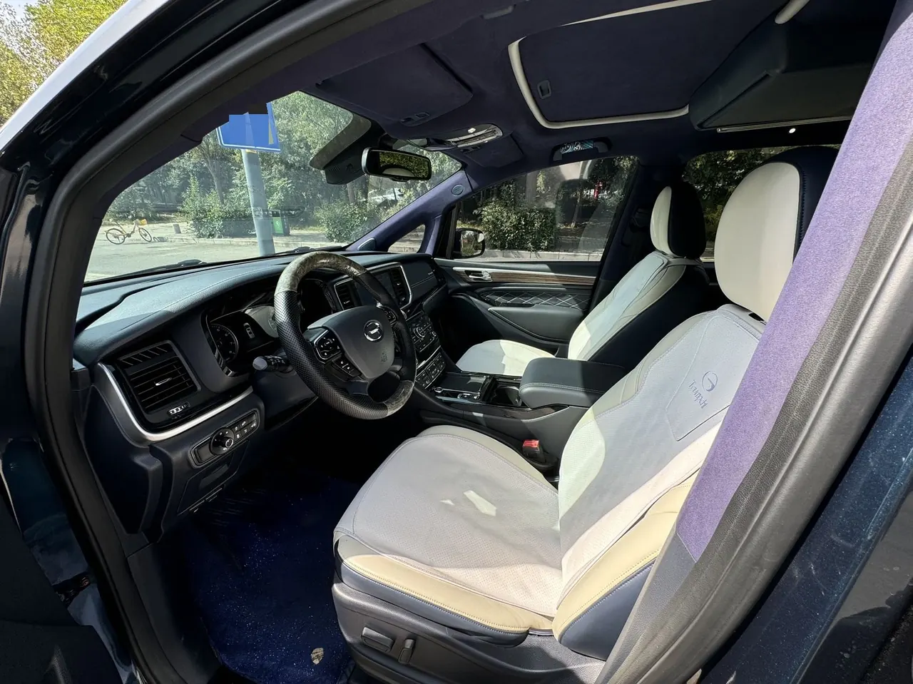 Chuanqi 2020 GM8 2.0T 390T Pilot Premium Automatic Gear 2