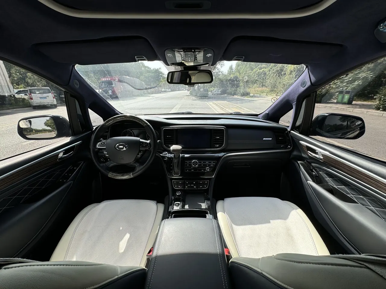 Chuanqi 2020 GM8 2.0T 390T Pilot Premium Automatic Gear 3