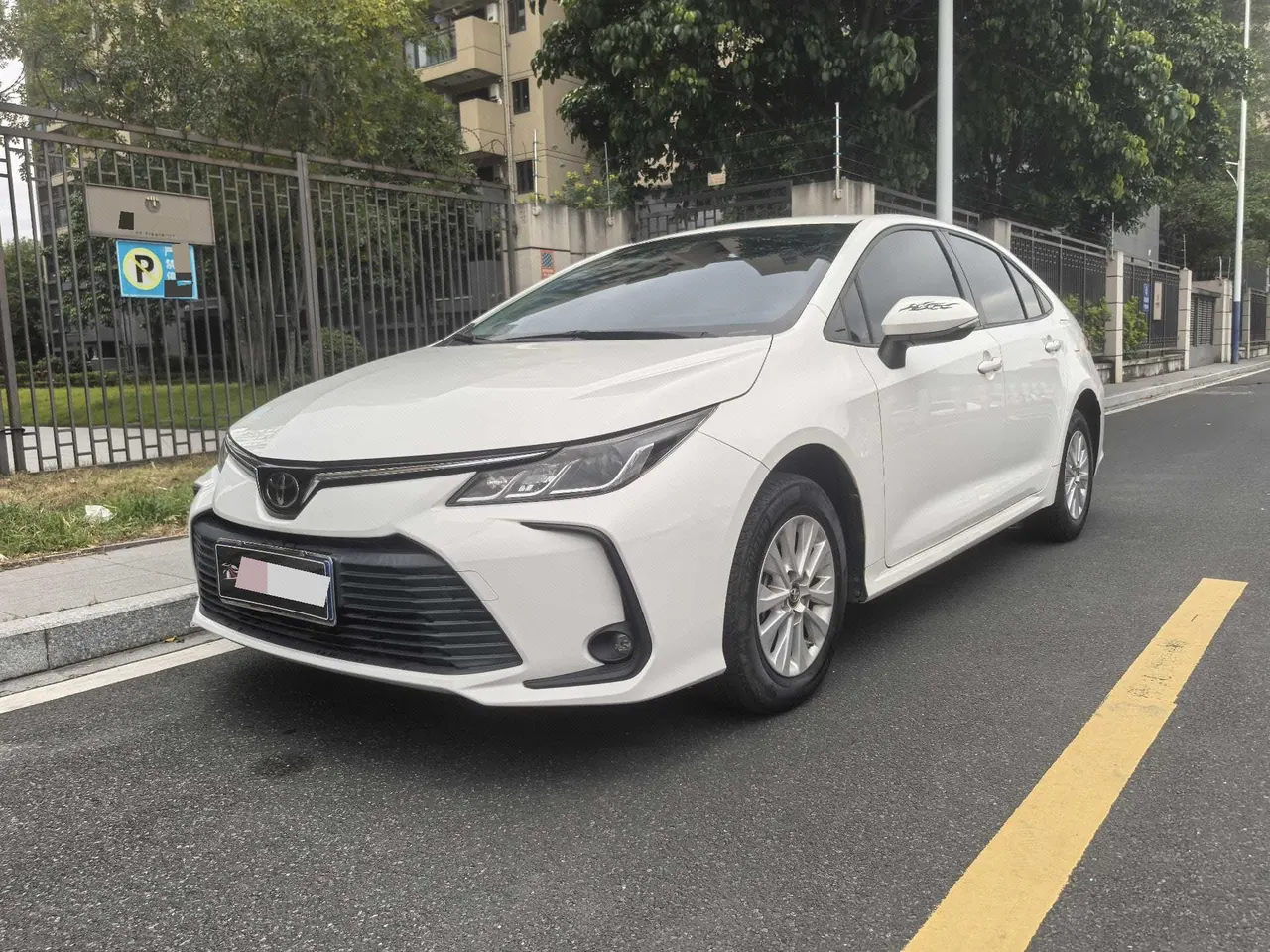 Open image lightbox: Toyota 2021 corolla 1.2T stepless pioneer PLUS version automatic gear