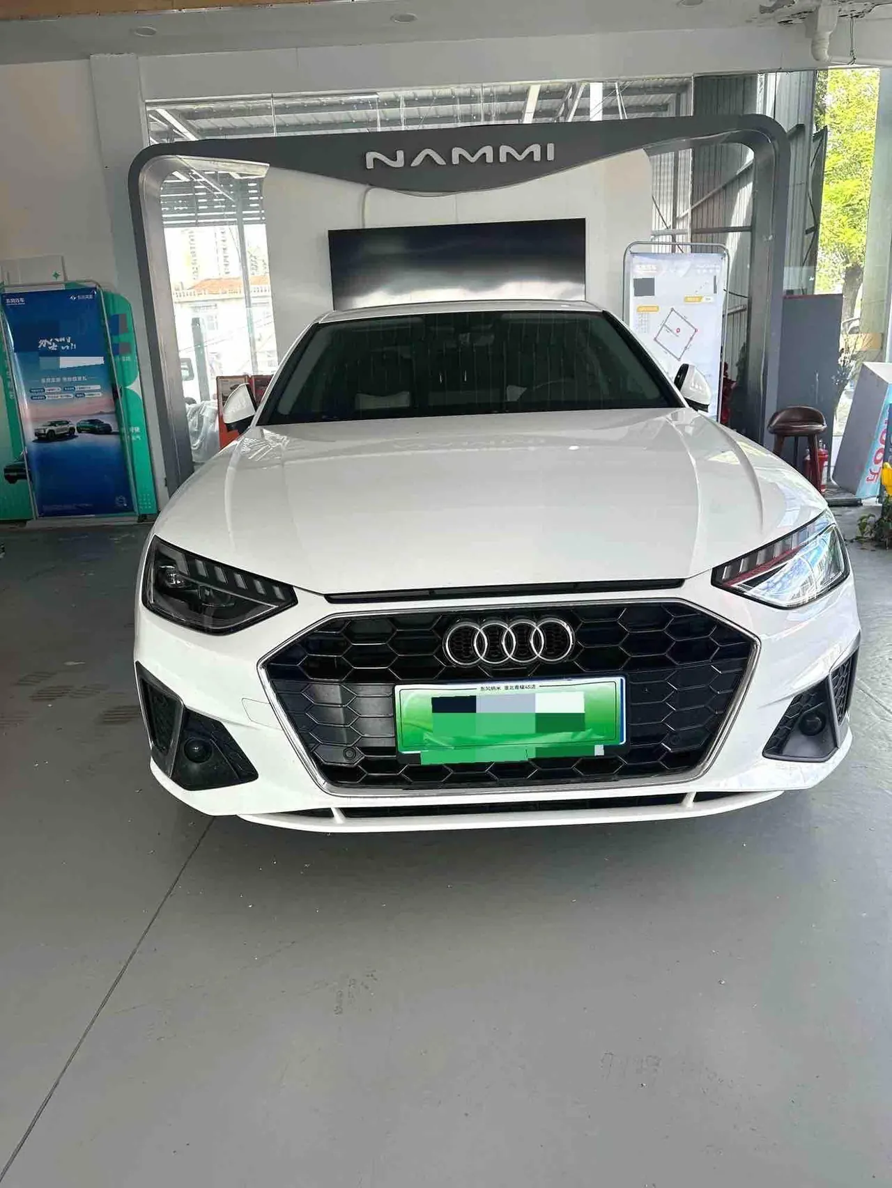 Audi 2020 A4L 2.0TFSI 40TFSI Fashion Dynamic Automatic 3