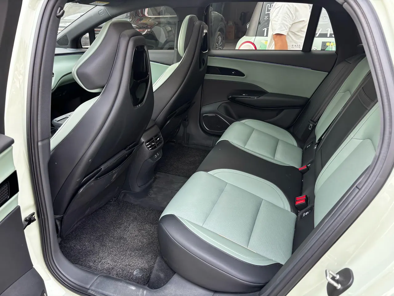 HongQi 2025 EH 7 690 Smart Edition Automatic Gear 3