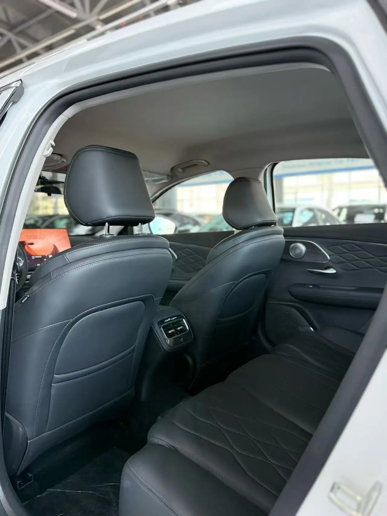 Chery 2025 Erez 8 Pro 1.6TGDI 290TGDI Standard Automatic Gear 5