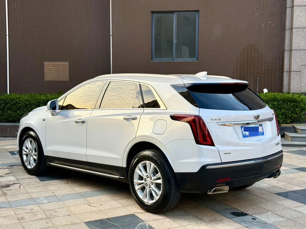 Cadillac 2020 XT5 2.0T 28T 4-wheel drive technical automatic gear 6