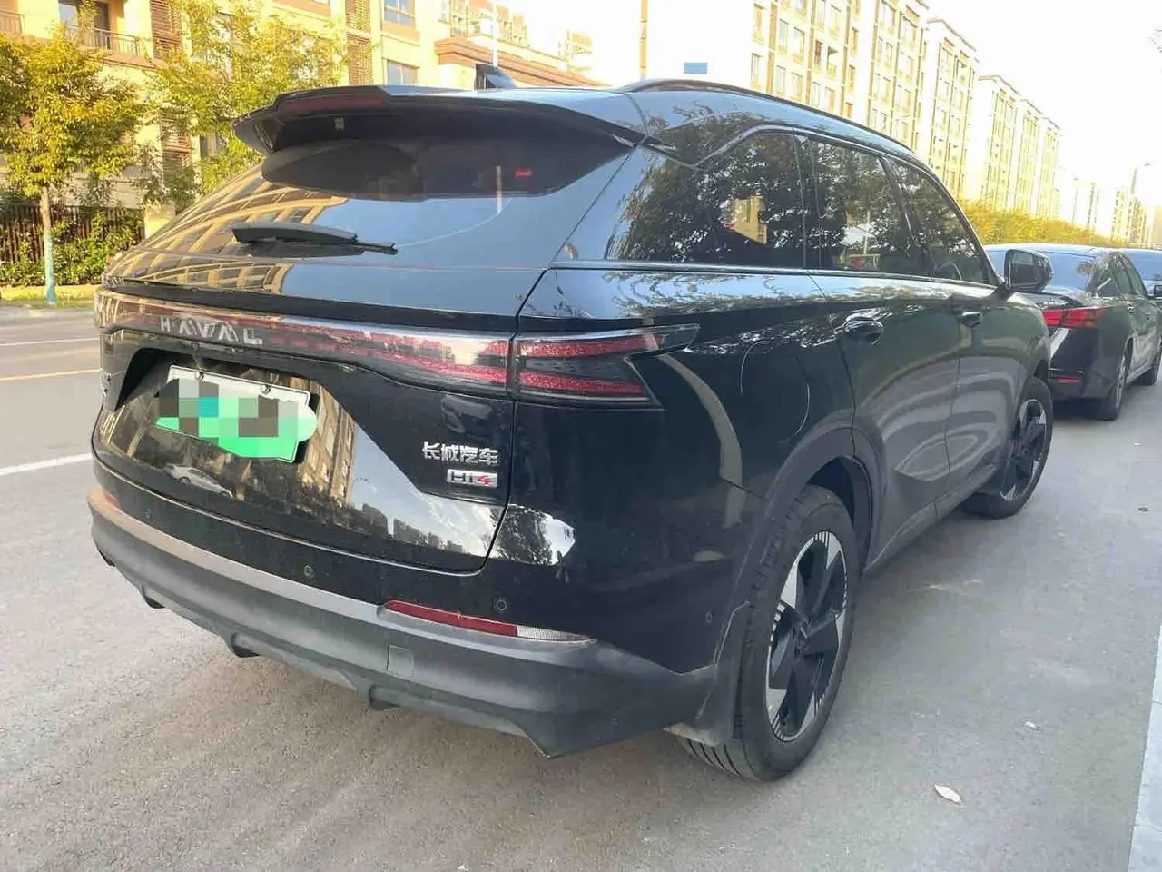 打开图片灯箱:Haval 2025 Xiaolong MAX 1.5 Hi 4 110 Plus Smart Driving Edition Automatic Gear