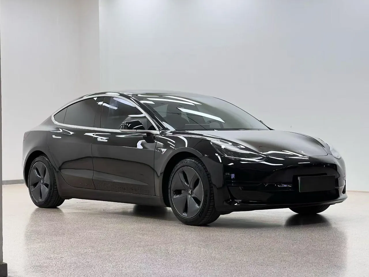 Tesla 2020 Model 3 Standard Endurance Rear Drive Upgraded Automatic Gear 3
