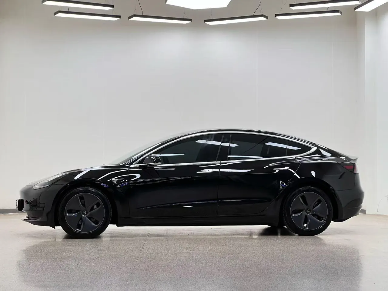 Tesla 2020 Model 3 Standard Endurance Rear Drive Upgraded Automatic Gear 7