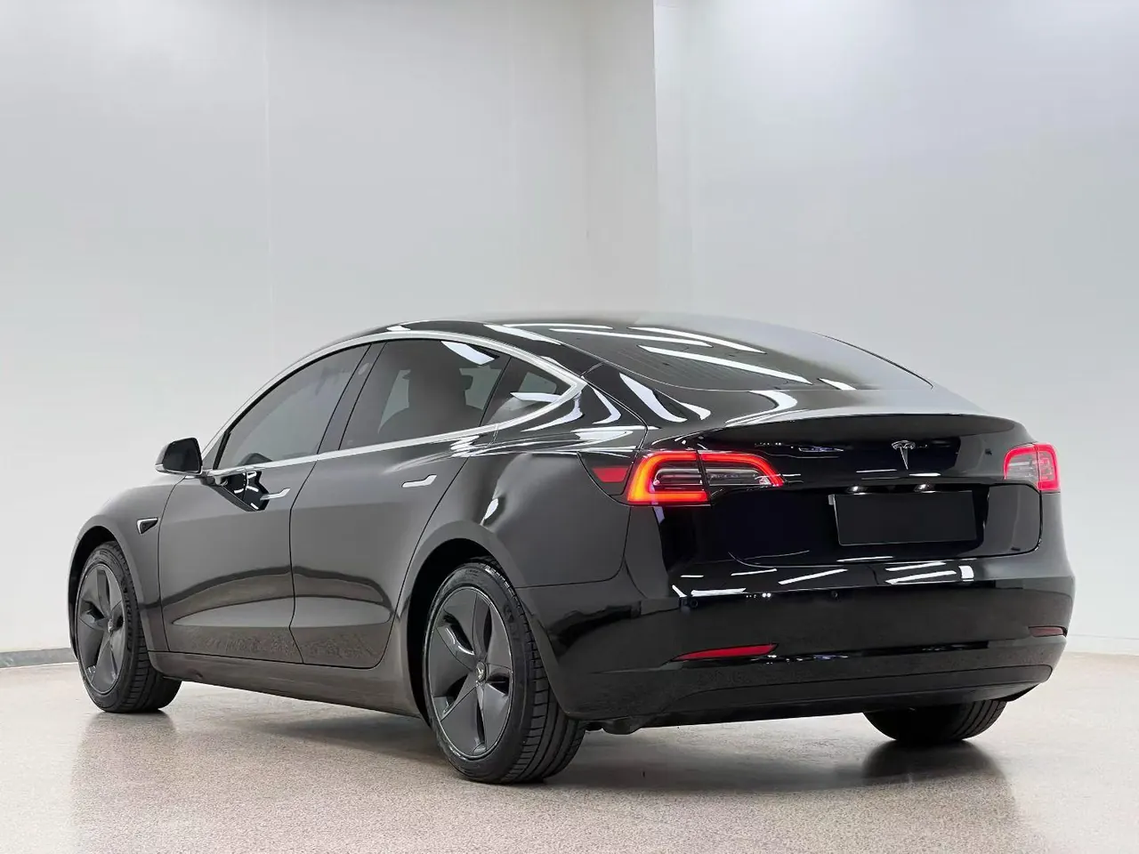 Tesla 2020 Model 3 Standard Endurance Rear Drive Upgraded Automatic Gear 8