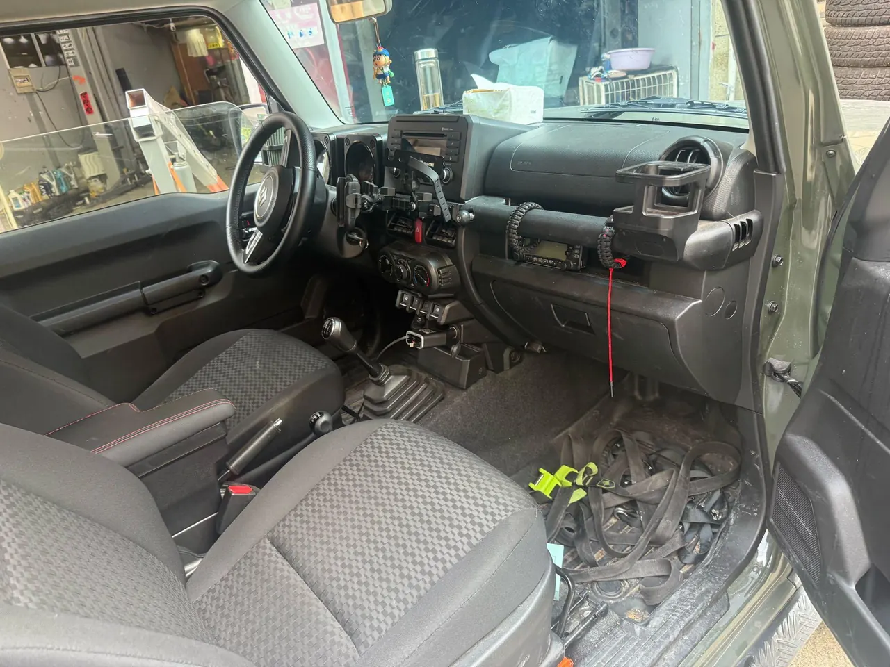 Suzuki Jimny (Imported) 2020 Jimny 1.5 Four-wheel Drive Manual 3