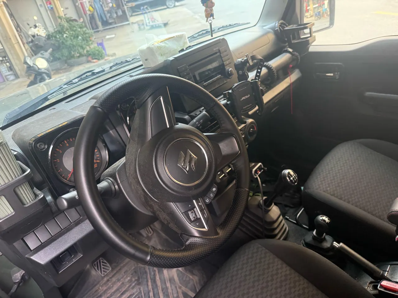 Suzuki Jimny (Imported) 2020 Jimny 1.5 Four-wheel Drive Manual 6