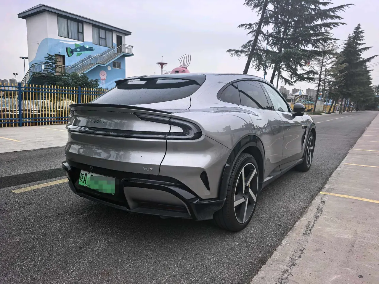 MI 2025 YU7 Long Endurance Rear Drive Automatic Gear 4
