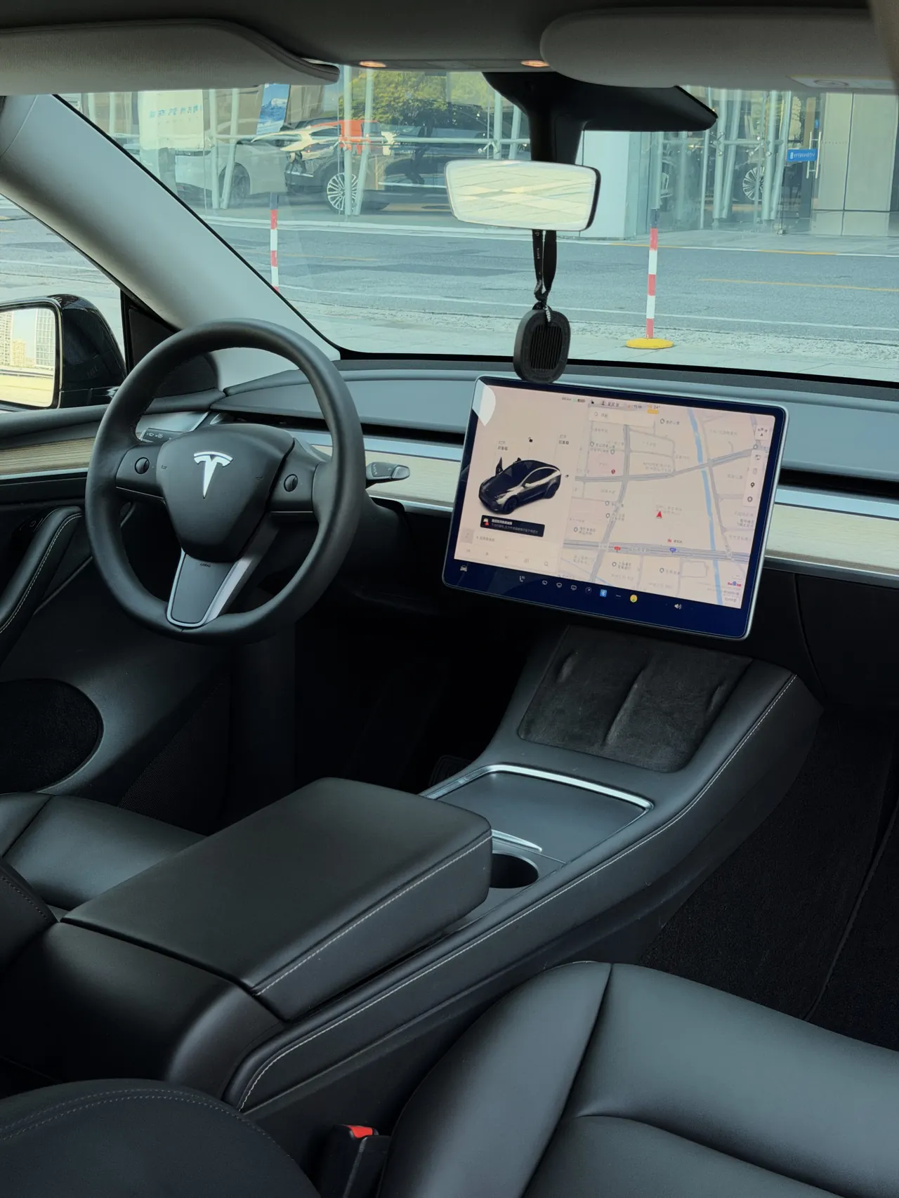 Tesla 2021 Model Y long endurance all-wheel drive version automatic transmission 3