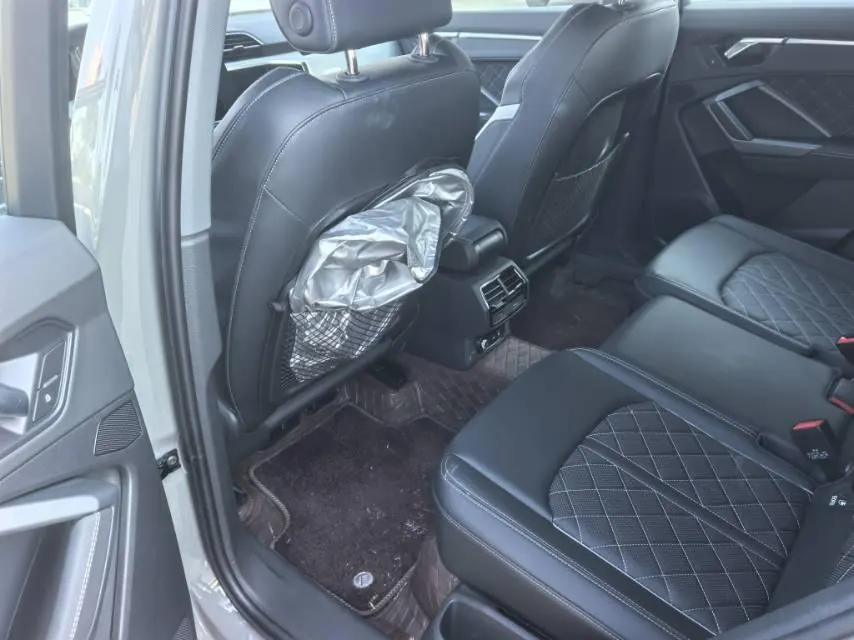 Audi 2026 Q3 1.5TFSI 35TFSI 45th Anniversary Collection Edition Quattro Fashion Dynamic Automatic Gear 5