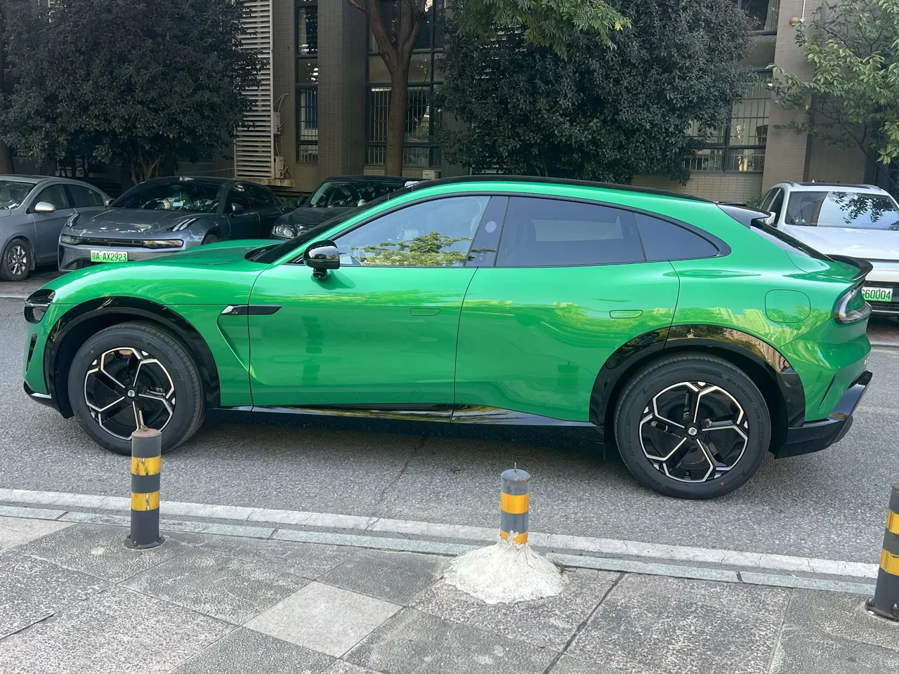 MI 2025 YU7 Long Endurance Rear Drive Automatic Gear 4
