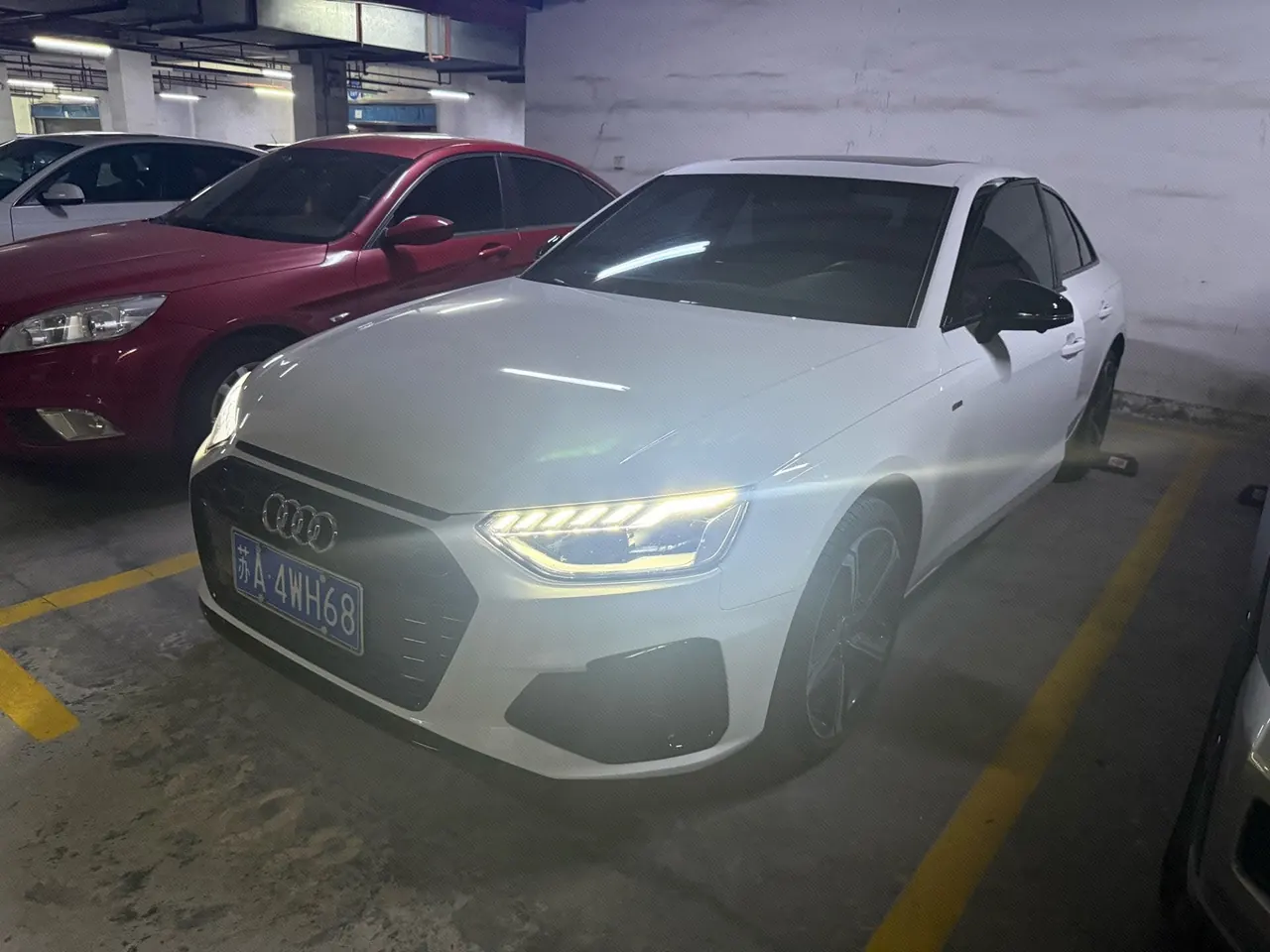 Открыть галерею: Audi 2025 A4L 2.0TFSI 40TFSI 2 million‑vehicle celebration edition, luxury sporty model, automatic transmission