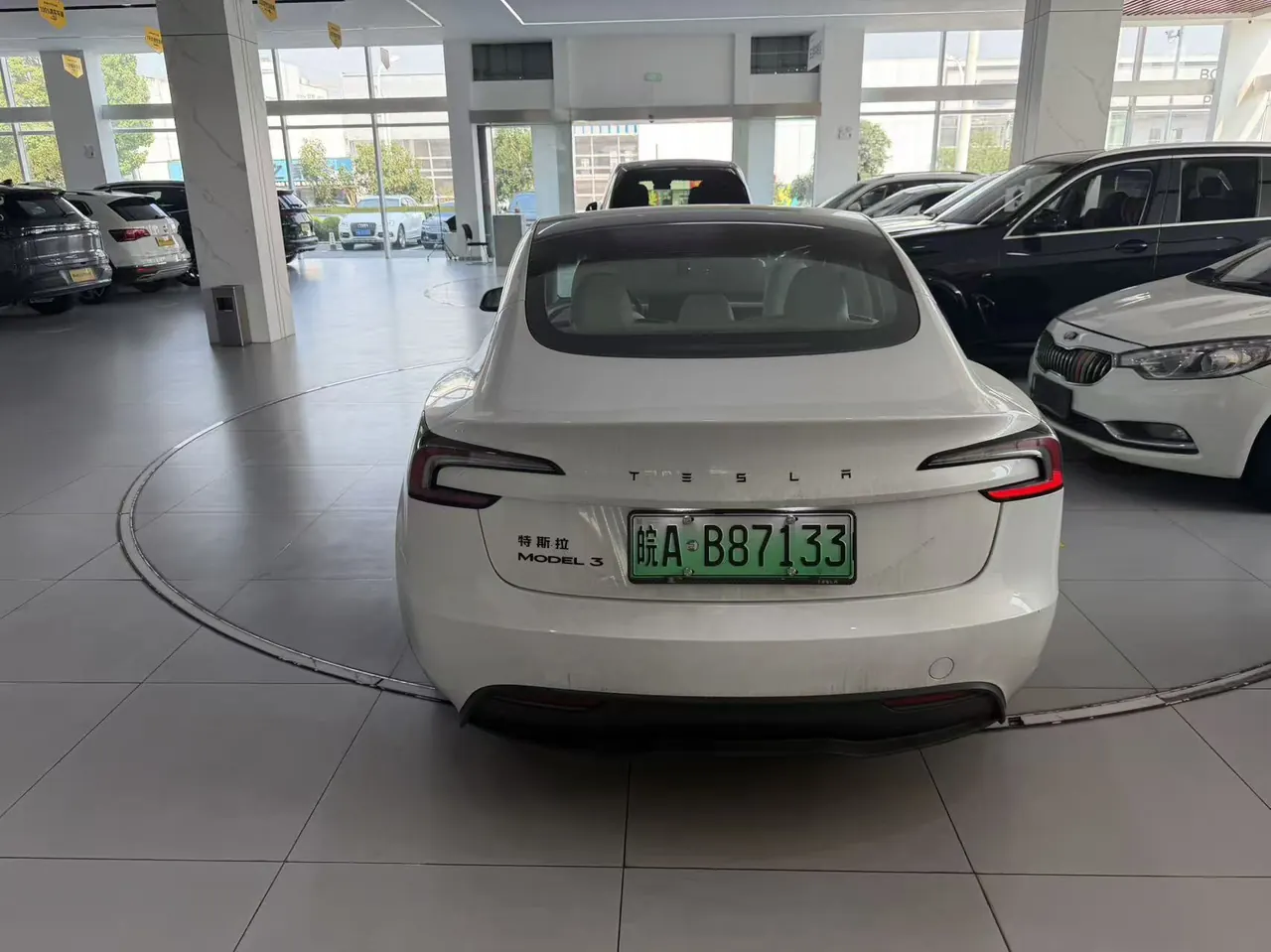 Tesla 2025 Model 3 Rear-Wheel-Drive Edition (facelift) Automatic Transmission 6