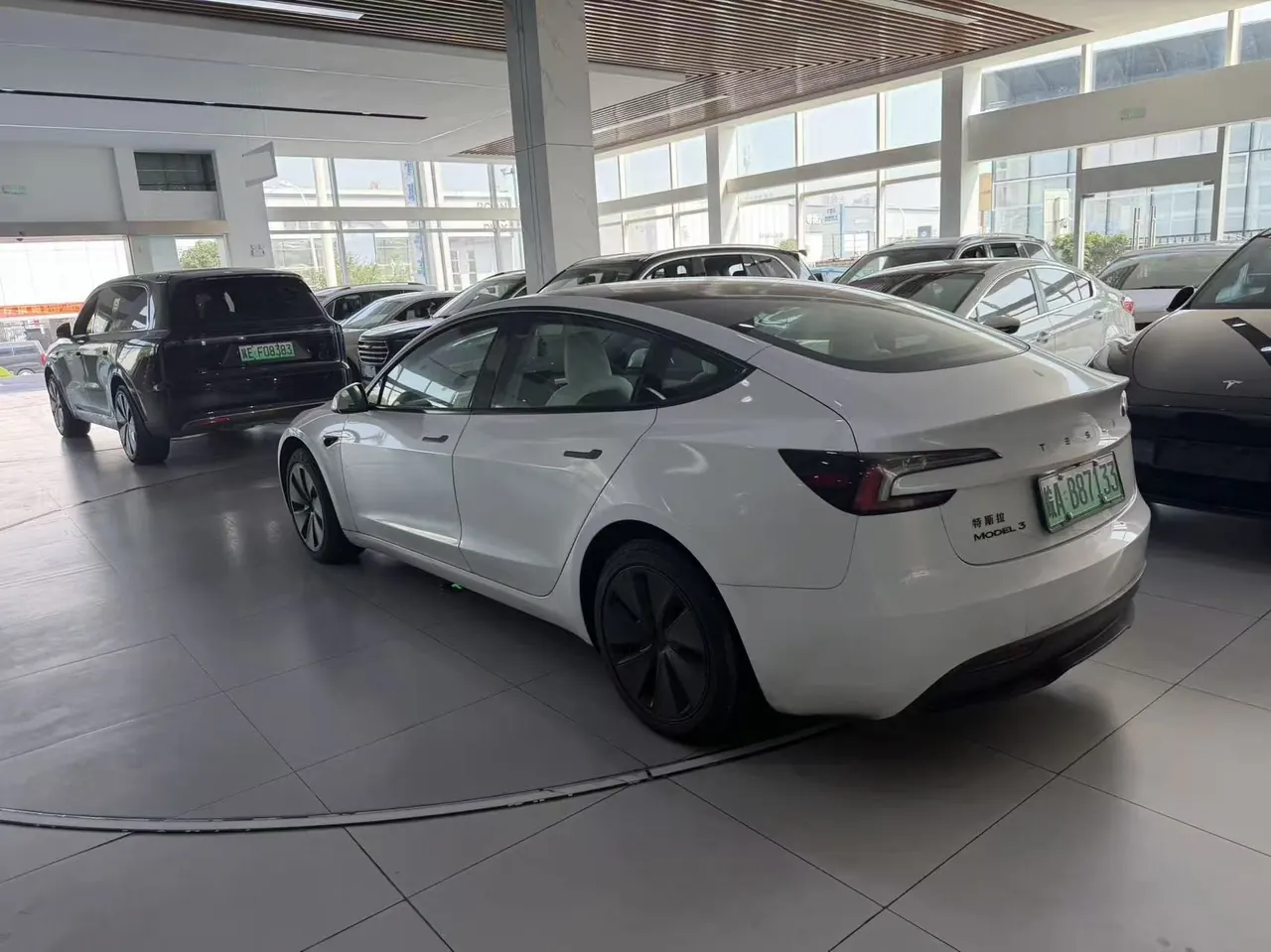 Tesla 2025 Model 3 Rear-Wheel-Drive Edition (facelift) Automatic Transmission 7