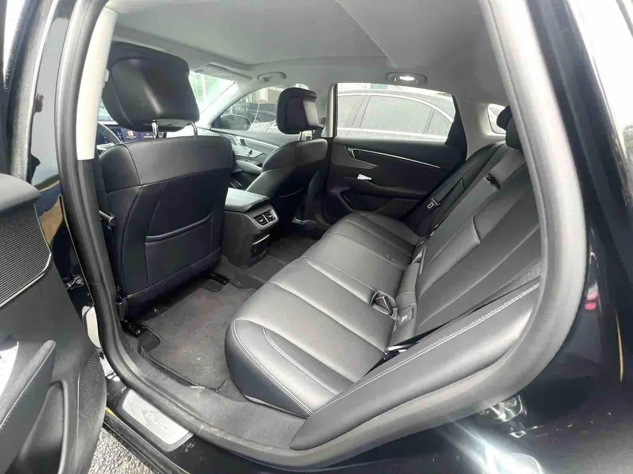 Buick 2025 LaCrosse 2.0T 28T Platinum Edition, automatic transmission 6