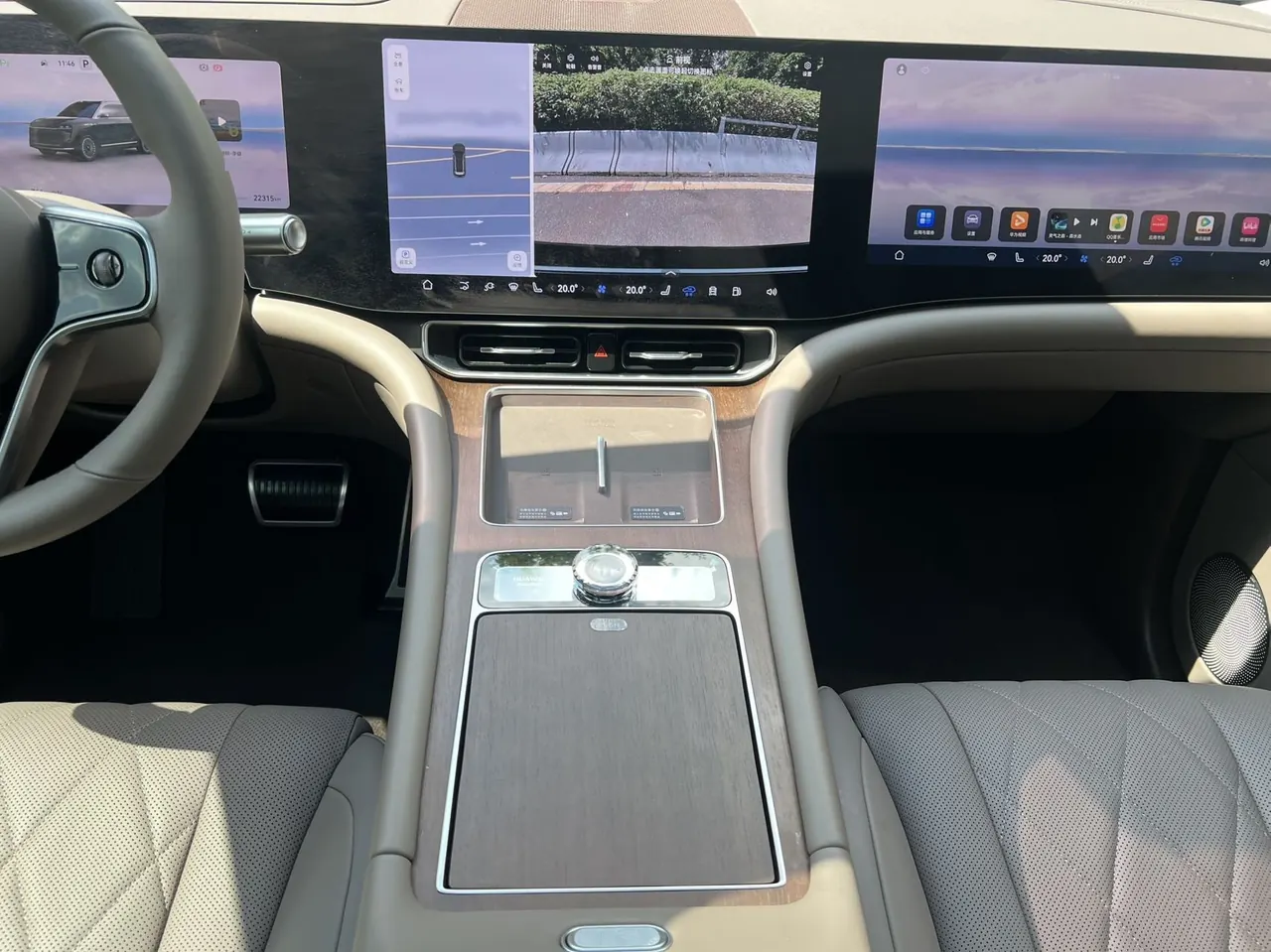AITO 2025 AITO M9 extended range Ultra version 52kWh6 seat version automatic gear 14