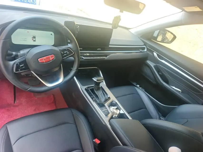 Geely 2026 Emgrand-Sanxiang 1.5 Stepless 4 million Commemorative Flying Automatic 6