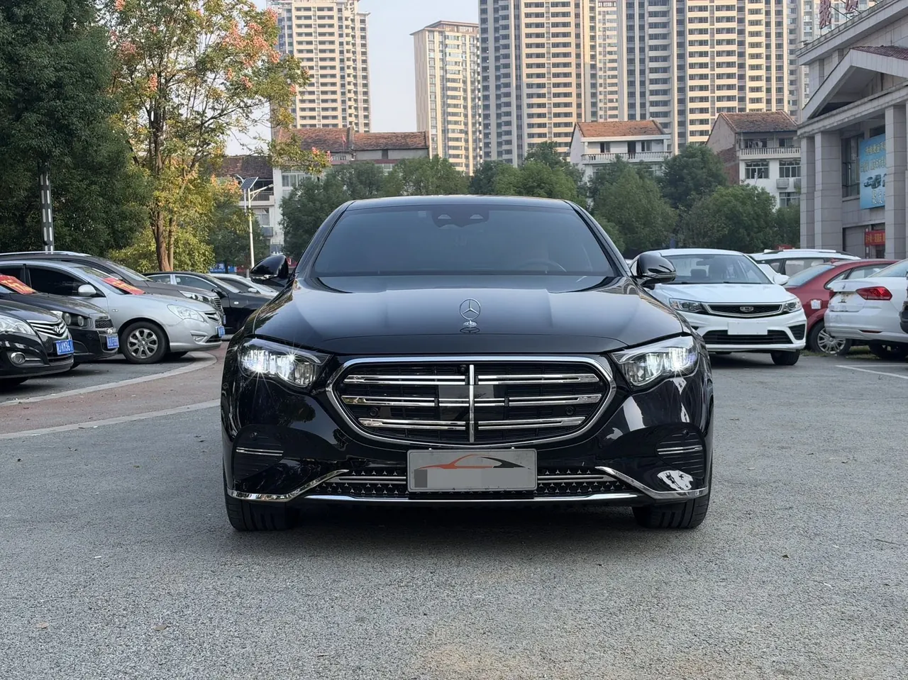Mercedes Benz E Class 2025 E 300 L 48V 2.0T Luxury Sports Automatic 2