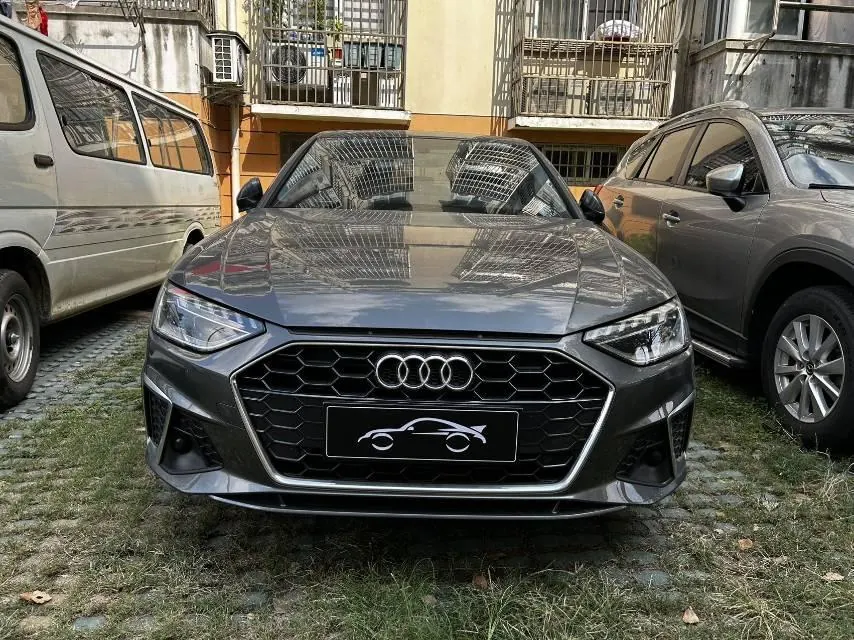 Audi 2025 A4L 2.0TFSI 40TFSI 2 million Yuexiang Edition Fashion Dynamic Automatic Gear 2