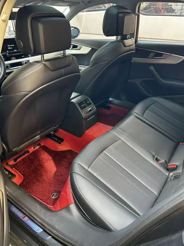 Audi 2025 A4L 2.0TFSI 40TFSI 2 million Yuexiang Edition Fashion Dynamic Automatic Gear 5