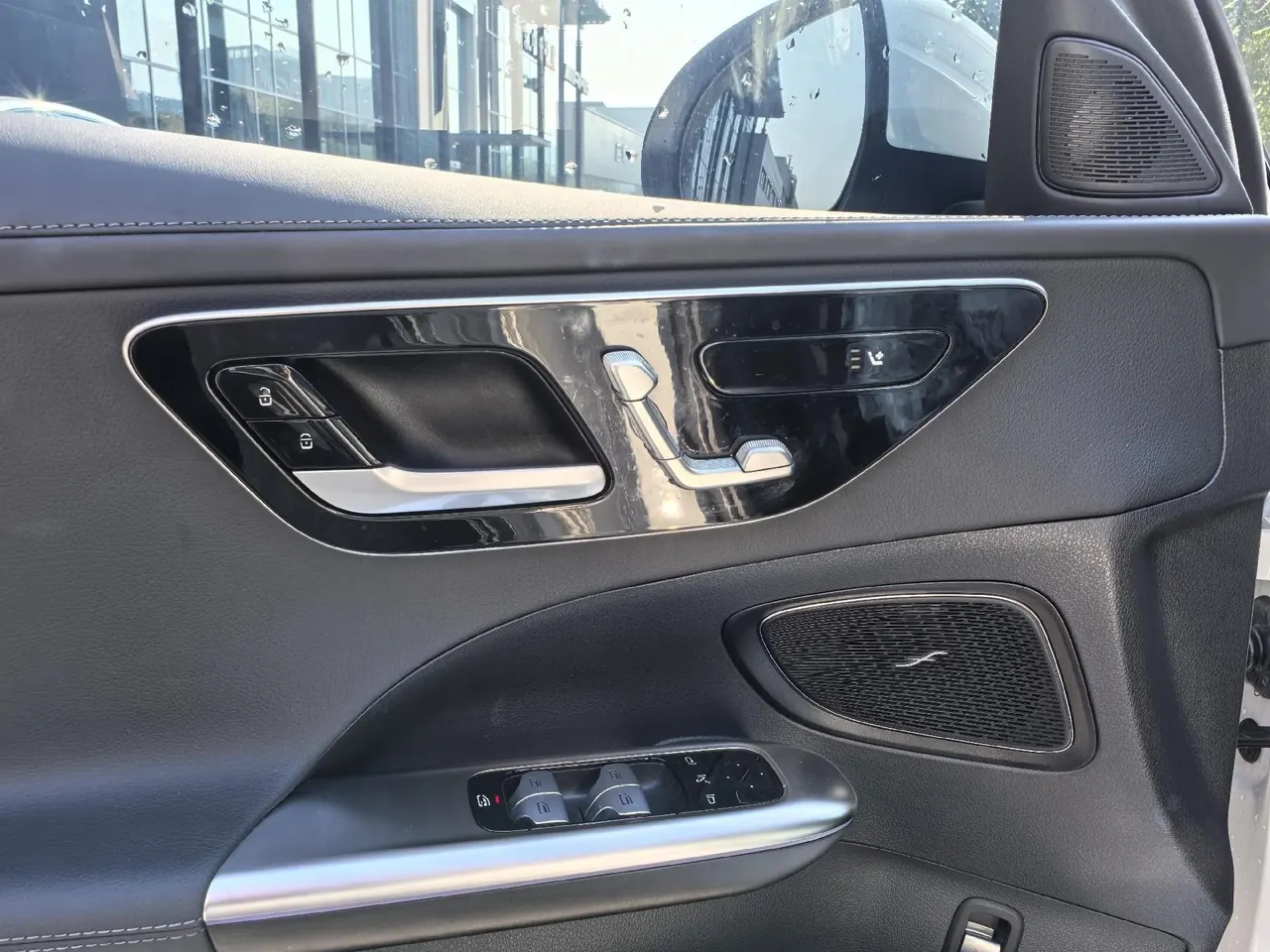 Mercedes Benz Class C 2025 C 260 L 48V 1.5T Sports Edition Automatic Gear 3