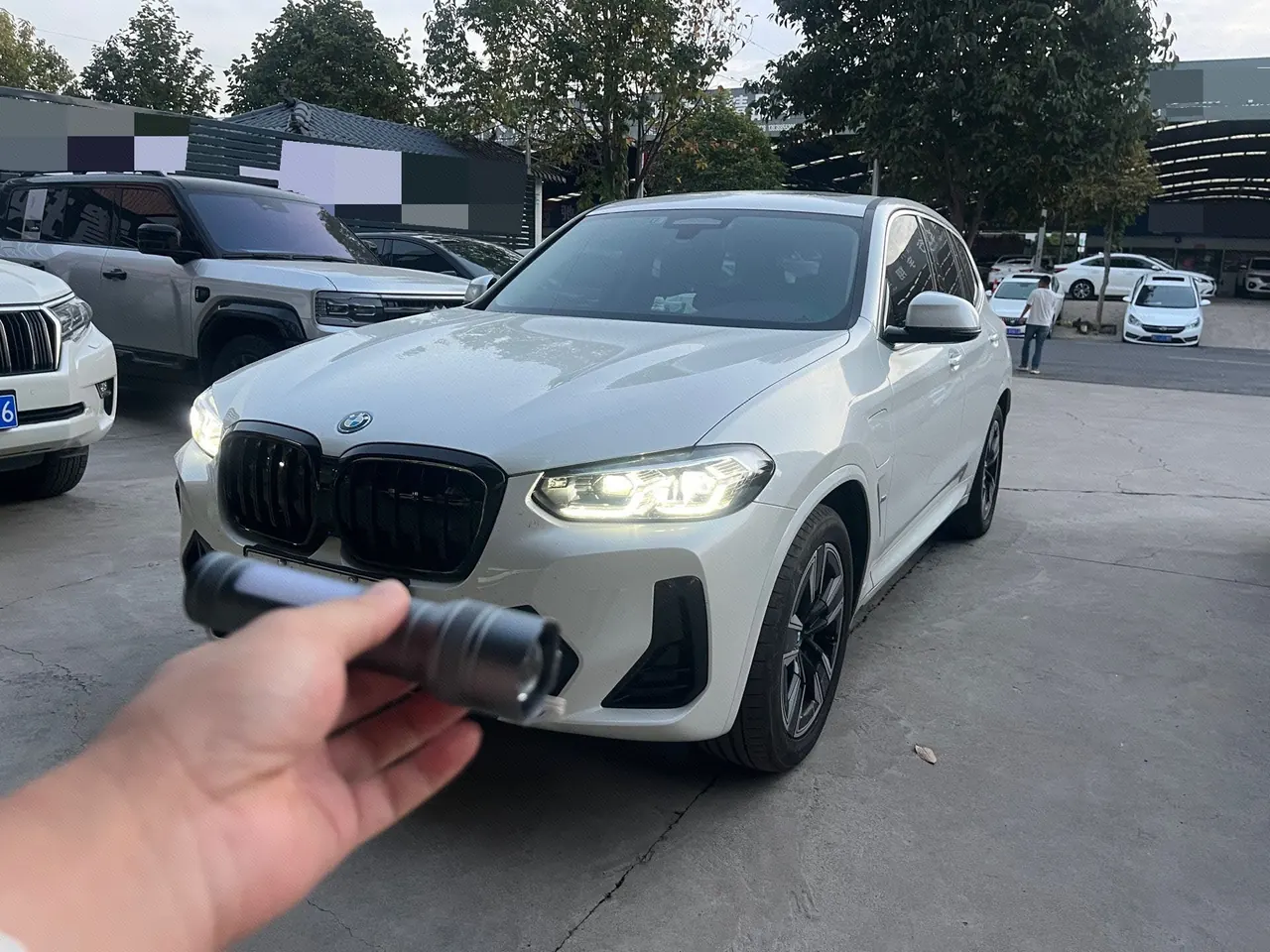BMW 2024 iX3 leading automatic - View 1