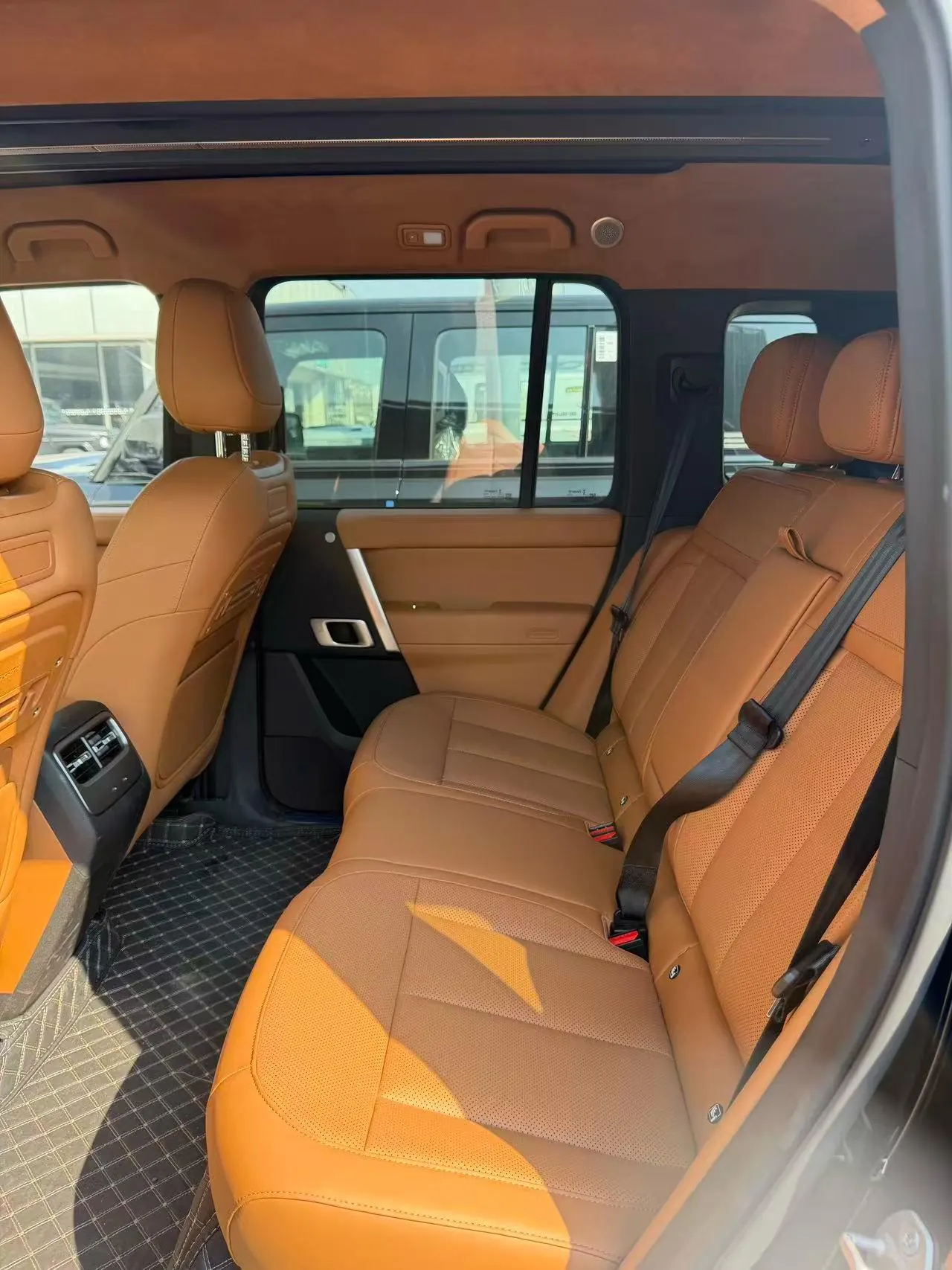 ICAR 2026 iCAR V 27 200KM 4WD Falcon 700 Automatic 3