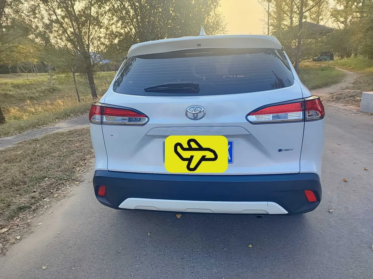 Toyota 2024 Corolla Ruiyuan Dual Engine 2.0 Stepless Intelligent Electric Hybrid Pioneer Edition Automatic Gear 5