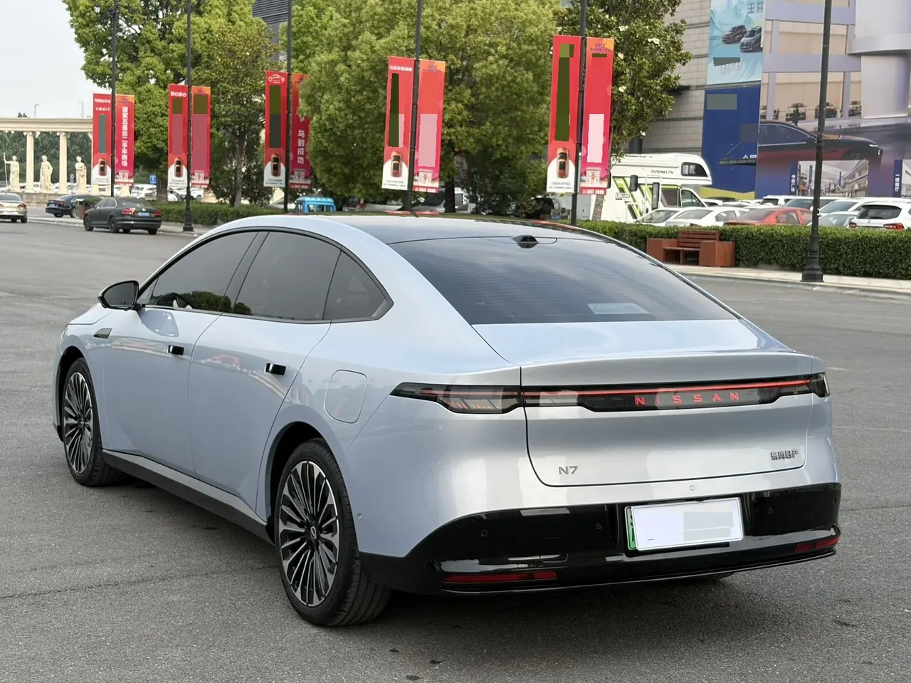 Nissan 2025 N7 625 Max Automatic 4